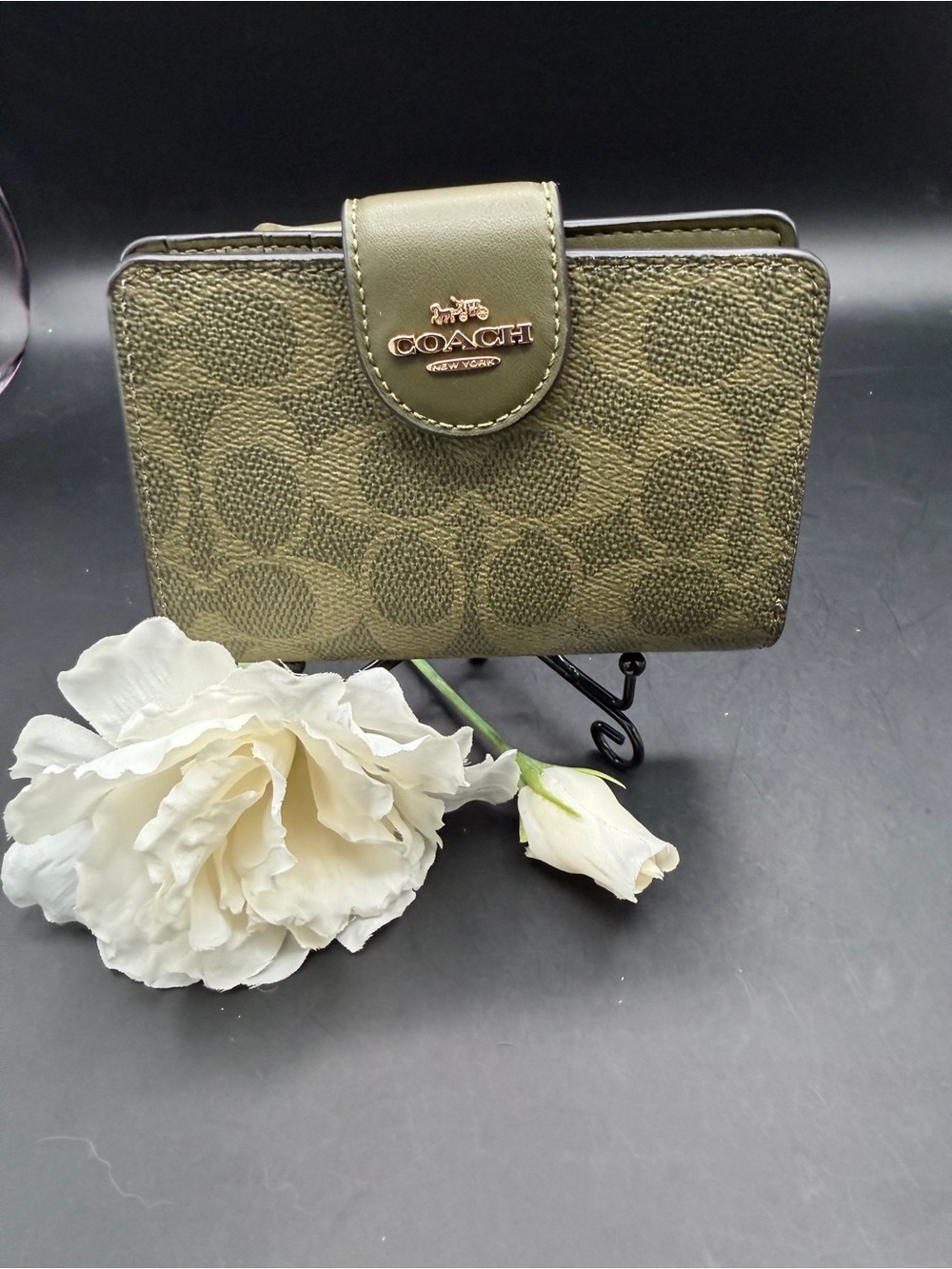 Coach Olive Signature Medium Zip Wallet